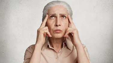 Alzheimer's & Brain Awareness Month: What are the warning signs of this brain disorder 
